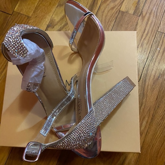 Sexy Silver Mirror Block Heels 8 but a true 8.5✨✨ - Picture 3 of 5